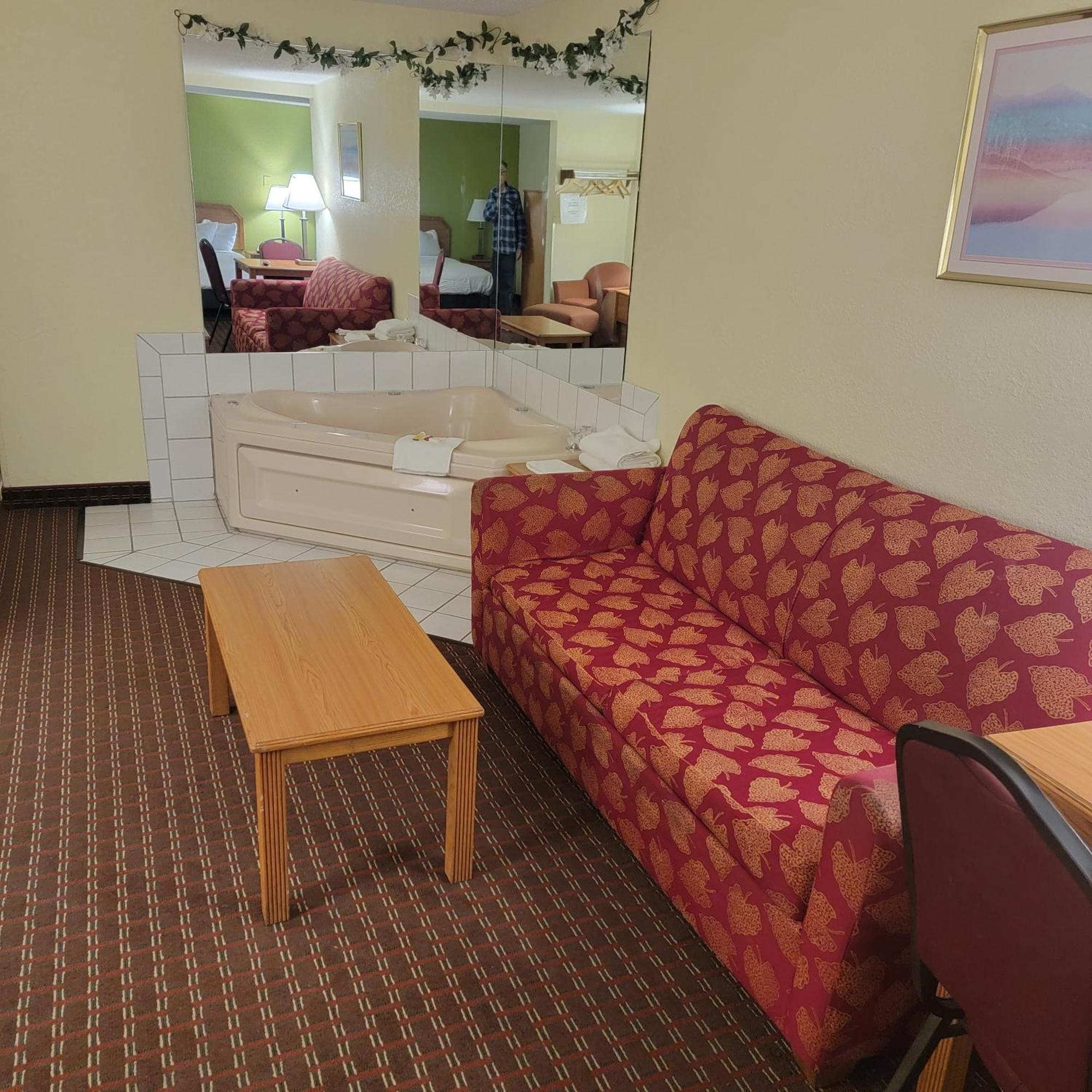 Days Inn By Wyndham Fort Dodge Exteriér fotografie